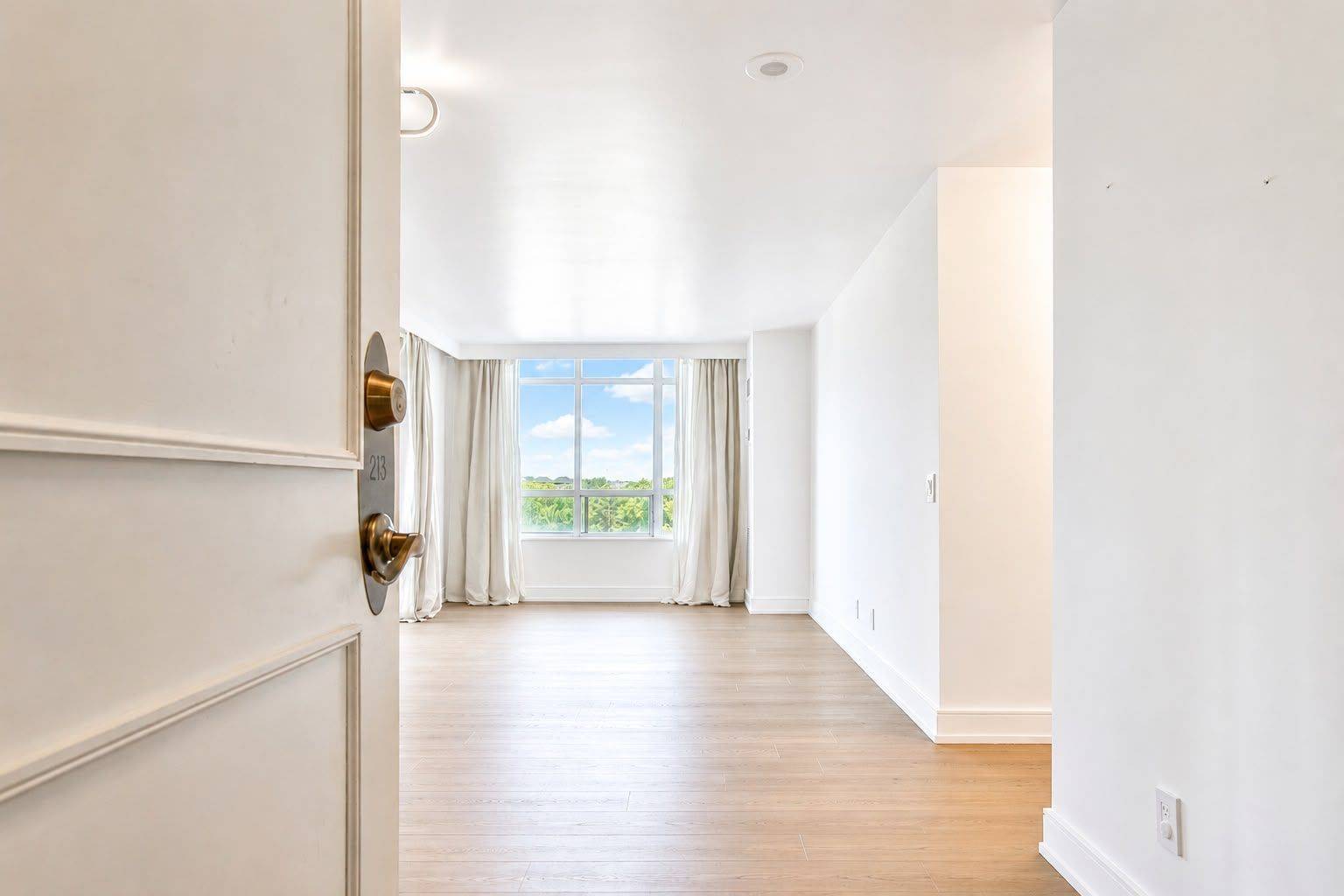 710 Humberwood BLVD #213, Toronto W10, ON M9W 7J5