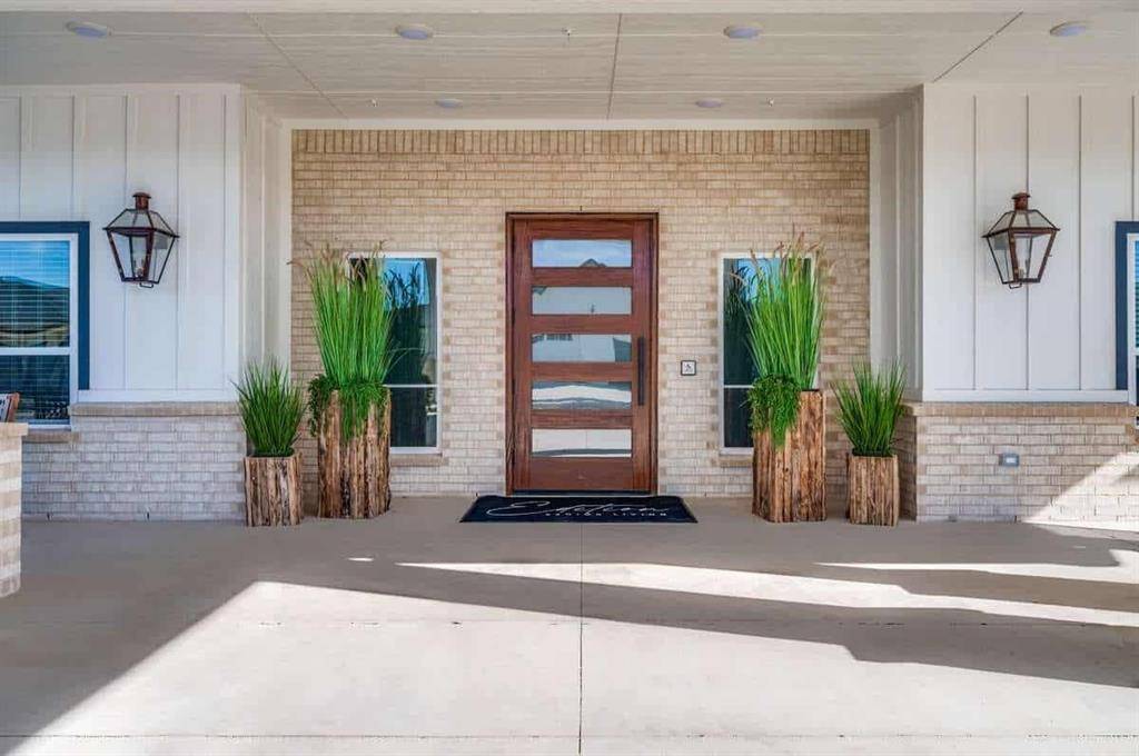 820 W McLeroy Boulevard #2030, Saginaw, TX 76179