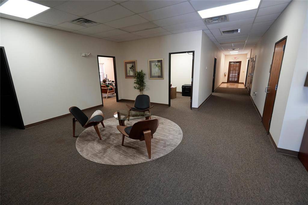 200 Meadowlands Boulevard, Keller, TX 76248