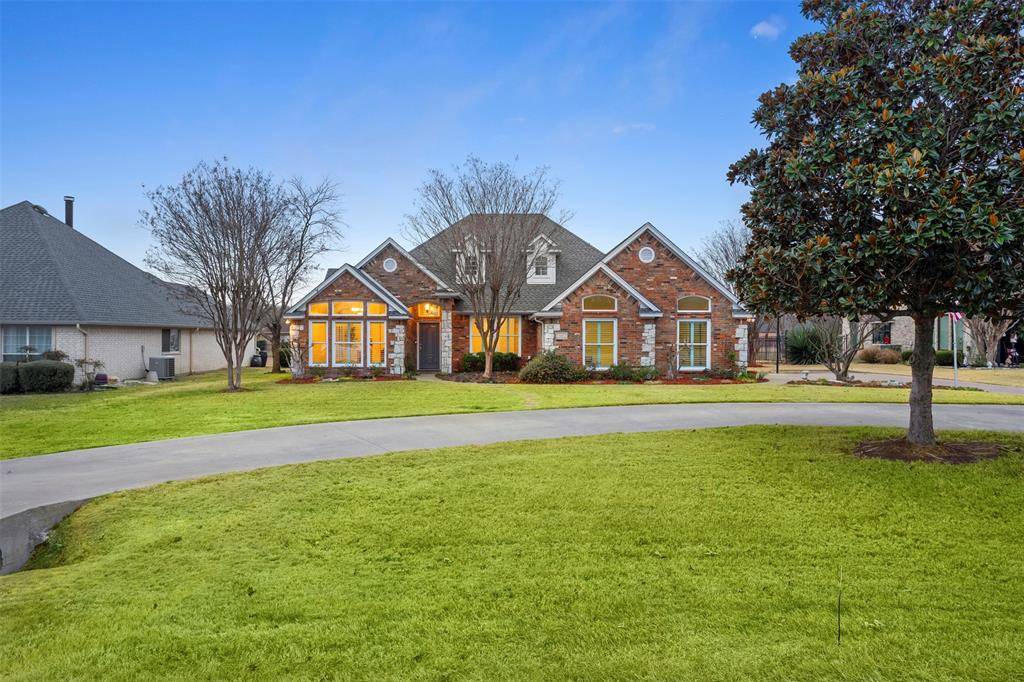 669 Brookhaven Court, Waxahachie, TX 75165