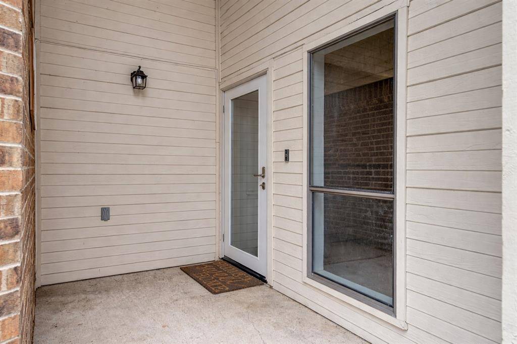 6619 Ports O Call Drive, Rowlett, TX 75088