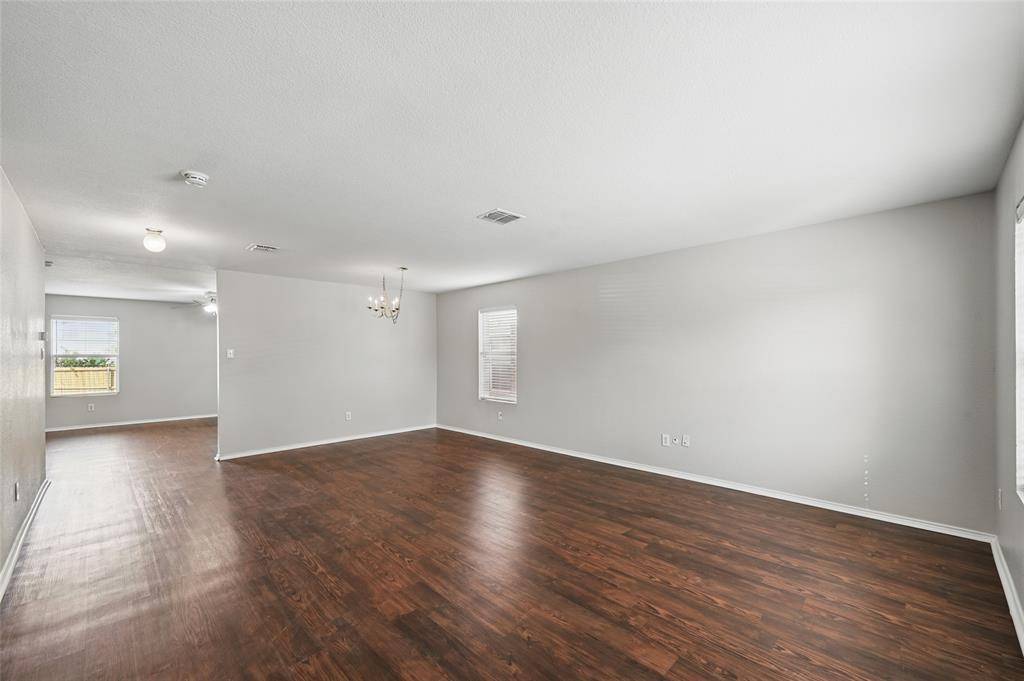 4909 Wildcreek Way, Fort Worth, TX 76179