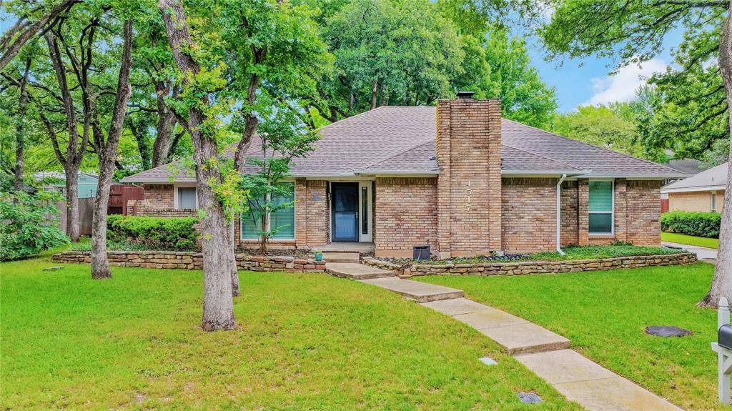 4517 Willow Bend Drive, Arlington, TX 76017