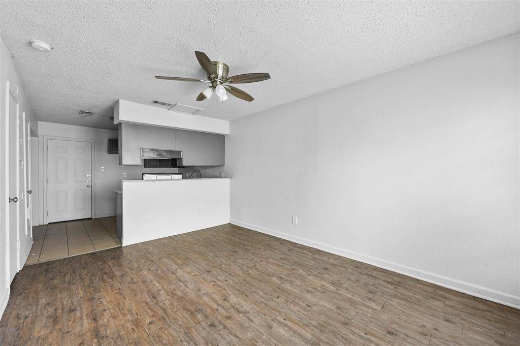 4921 Miller Avenue, Fort Worth, TX 76119