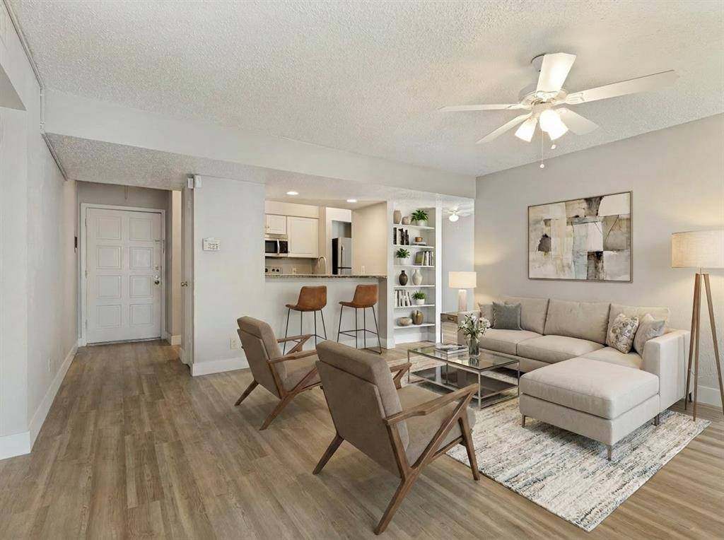 5522 Boca Raton Boulevard #404, Fort Worth, TX 76112