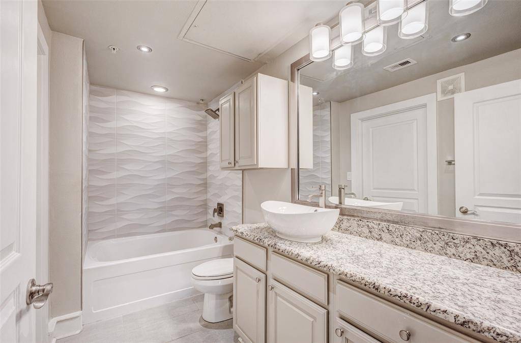 3320 Camp Bowie Boulevard #1103, Fort Worth, TX 76107