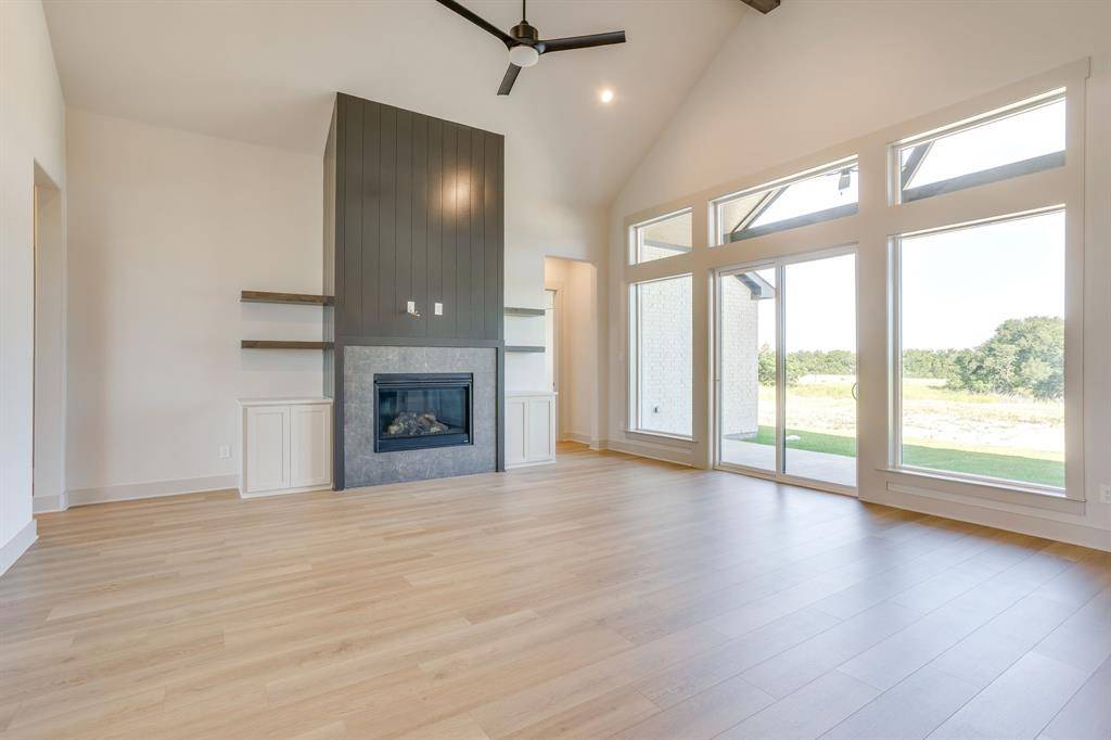 3051 Paradise Mountain Way, Waxahachie, TX 75167