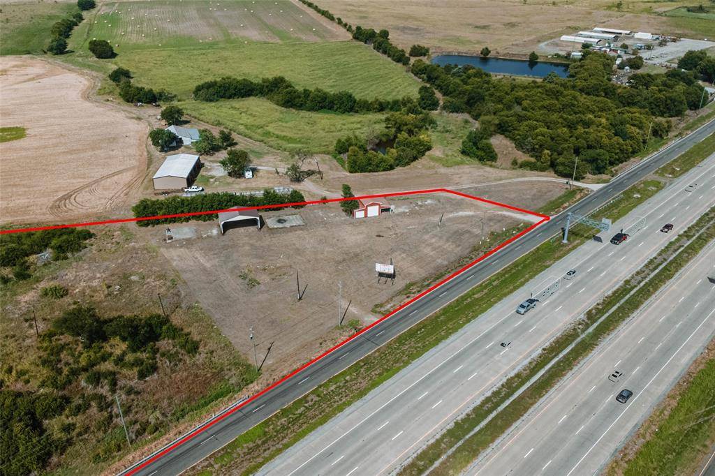 7110 S Interstate 45 Service Road, Alma, TX 75119