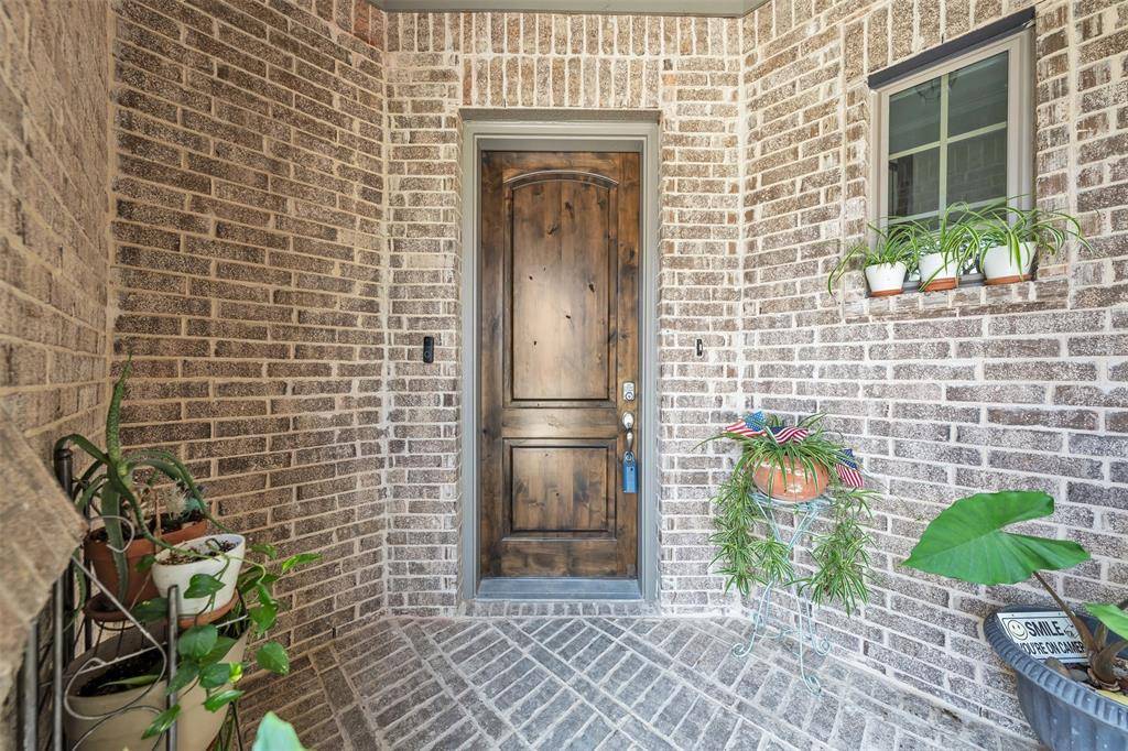 2103 Horizon Drive, Mansfield, TX 76063