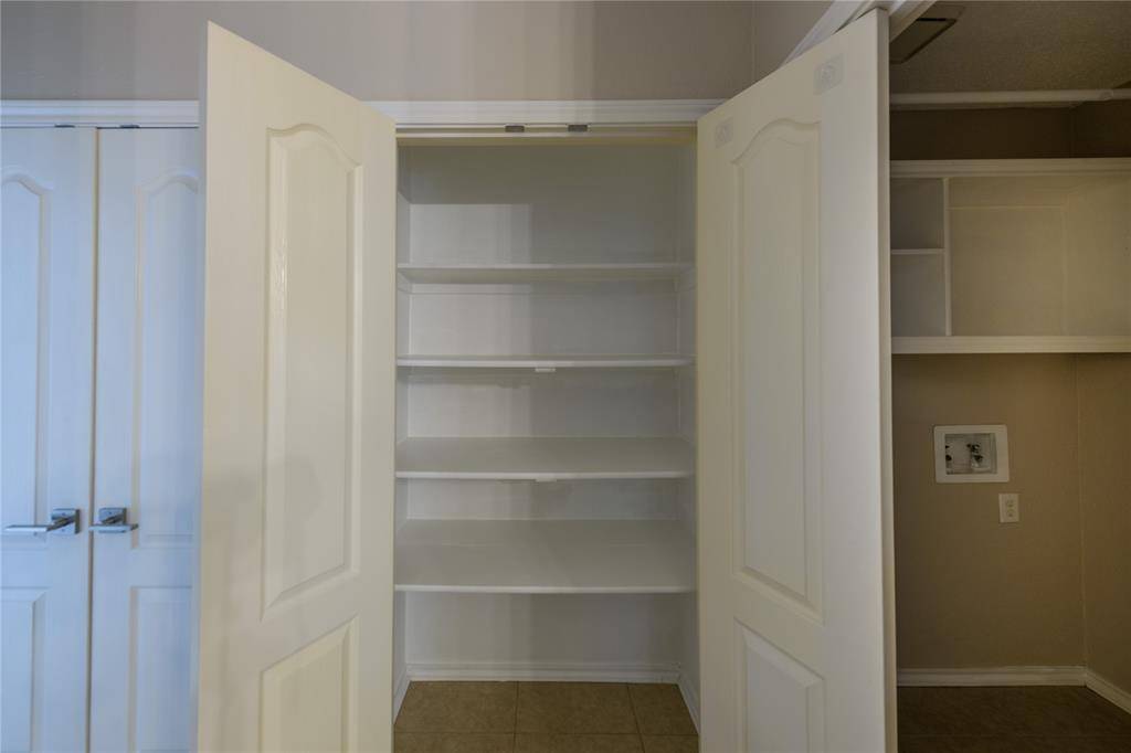 1812 Canoe Way, Carrollton, TX 75010
