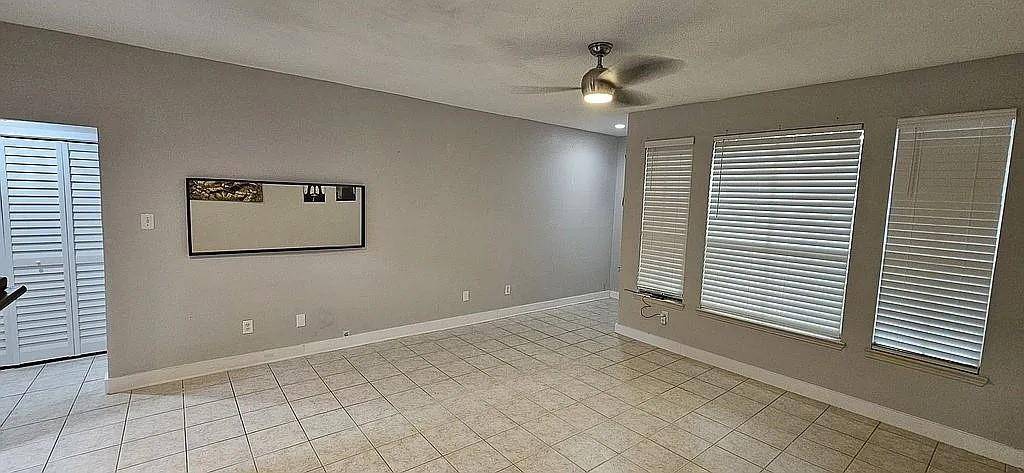 2100 Tanglewilde #167, Houston, TX 77063