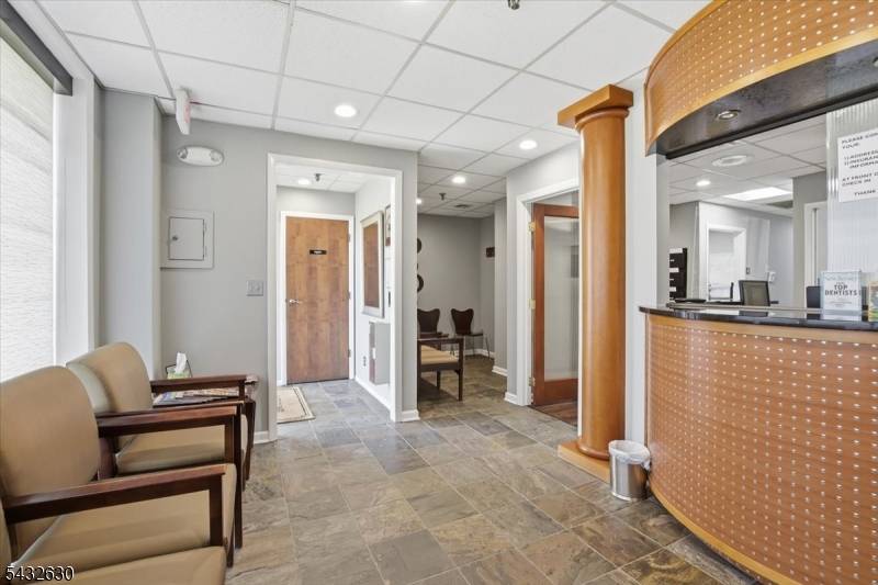122 CENTRAL AVENUE, Clark Twp., NJ 07066