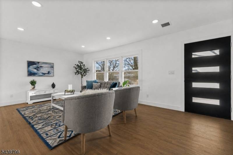 177 Rockwood Pl, Englewood City, NJ 07631