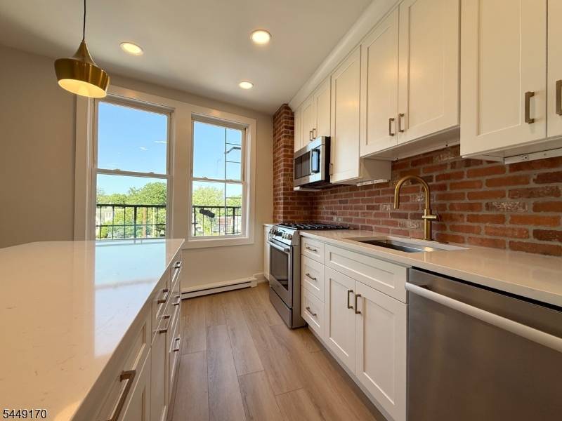 26 MAIN STREET #6, Madison Boro, NJ 07940