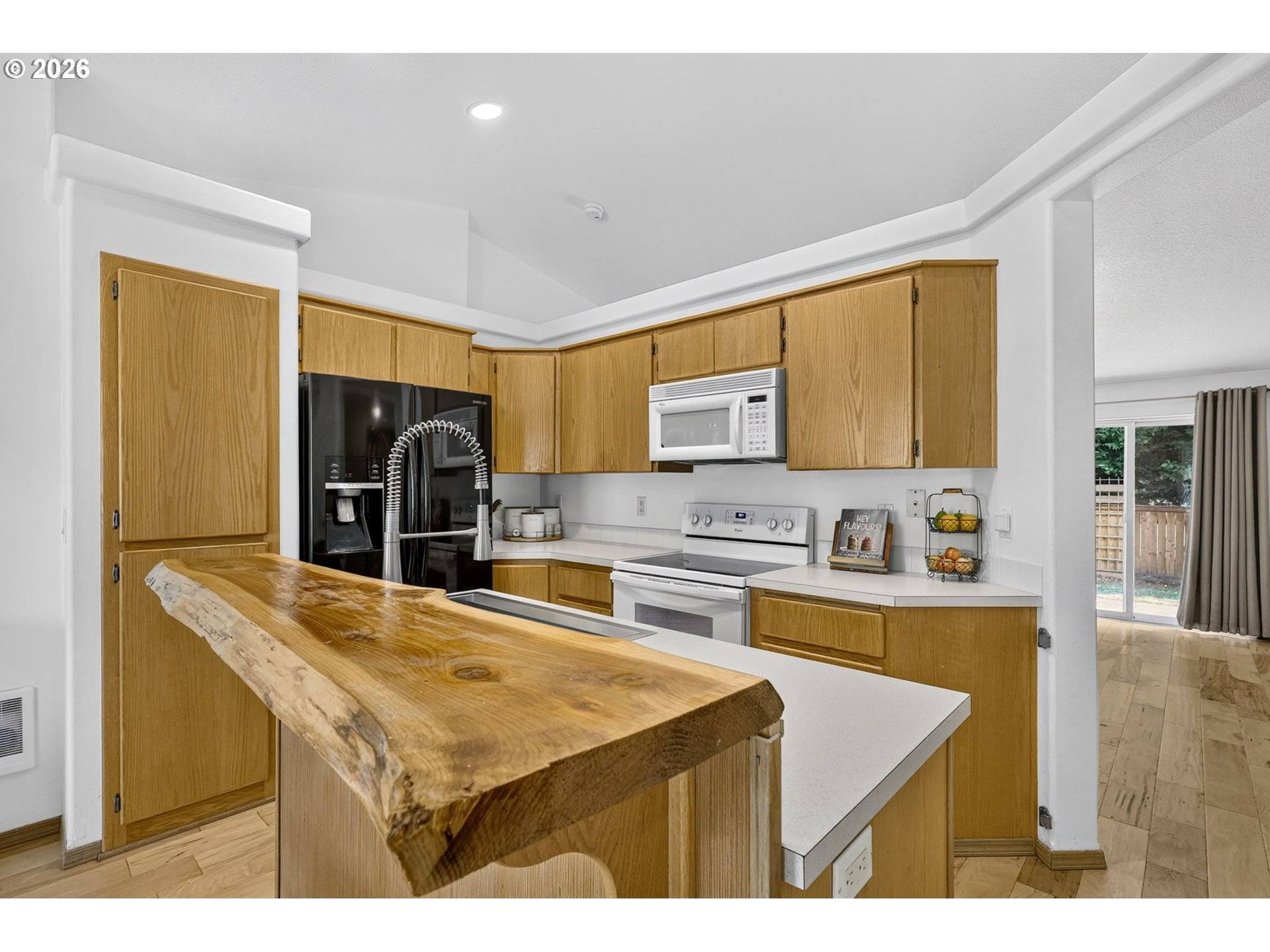 2120 GROVE ST, Longview, WA 98632