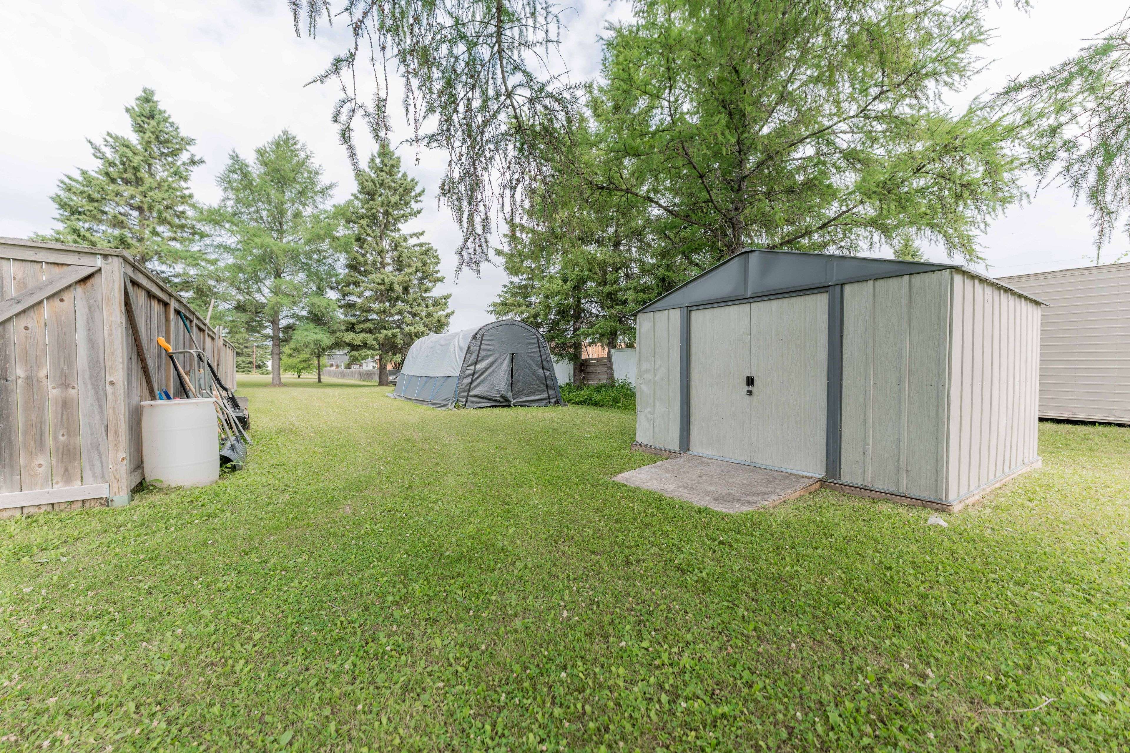 20 Municipale ST, Val Rita-harty, ON P0L 2G0