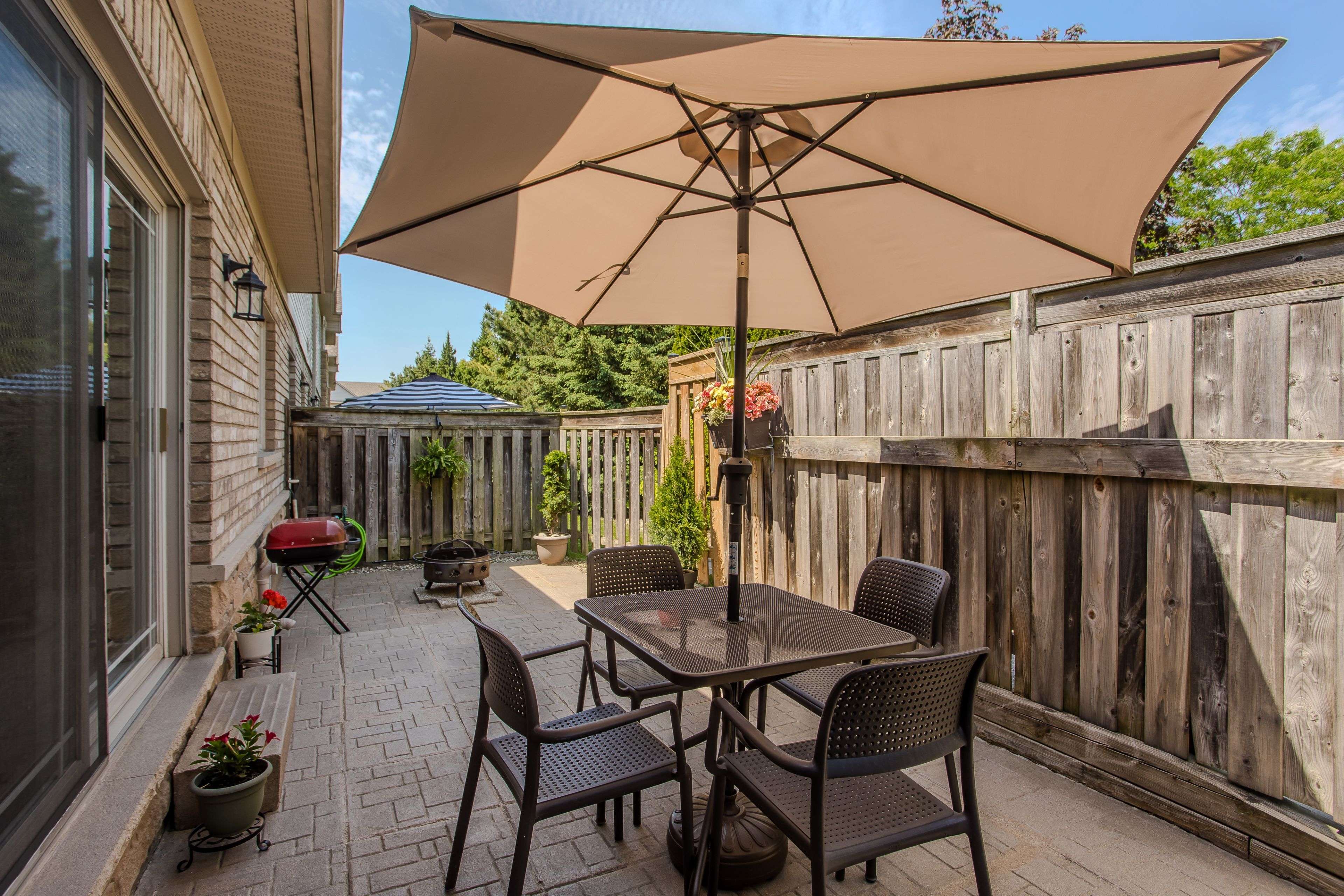2169 Orchard RD #33, Burlington, ON L7L 7J1