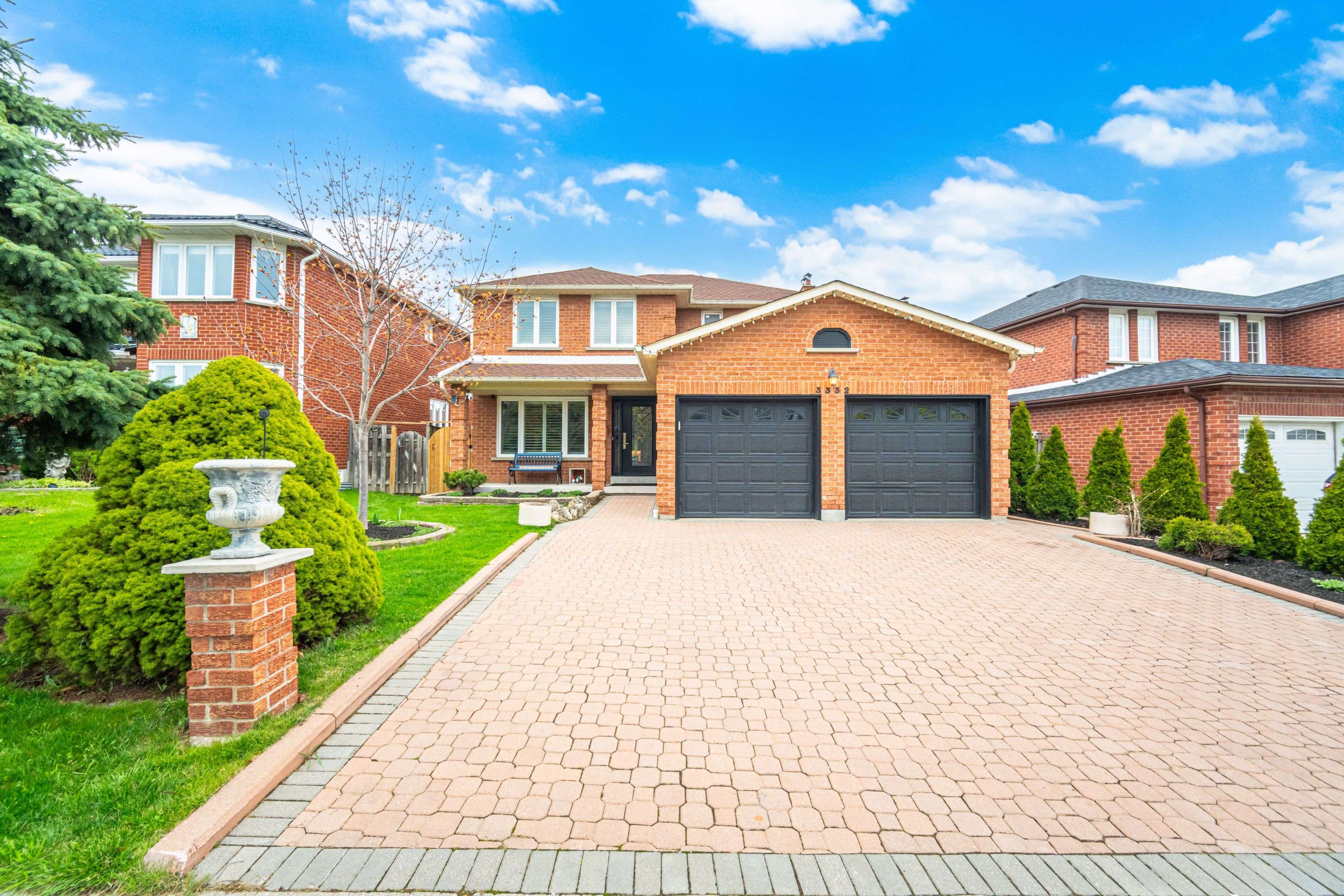 3332 TESTIMONY SQ, Mississauga, ON L5B 3G2
