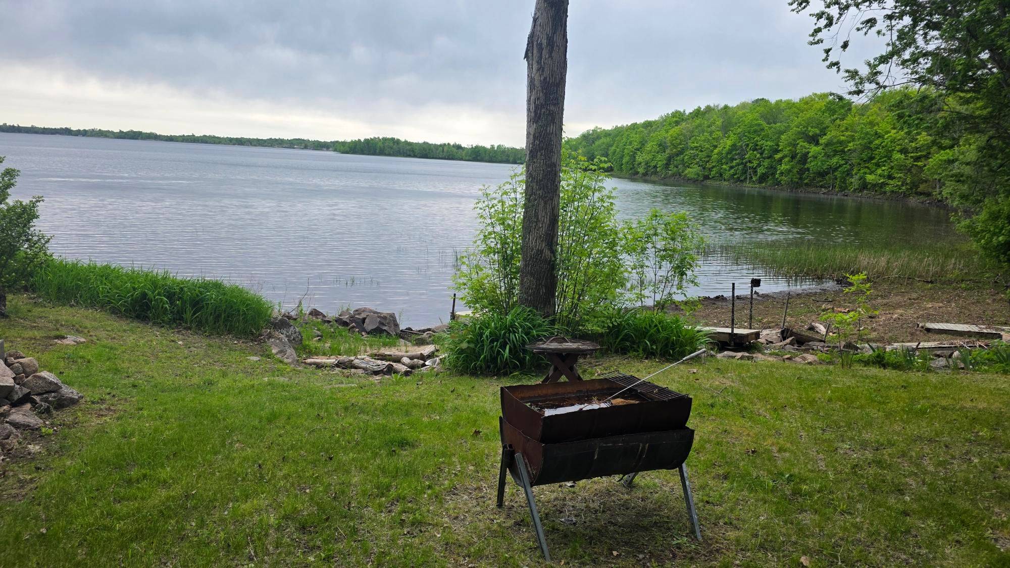 214 Lakeview LN, Tweed, ON K0K 3J0