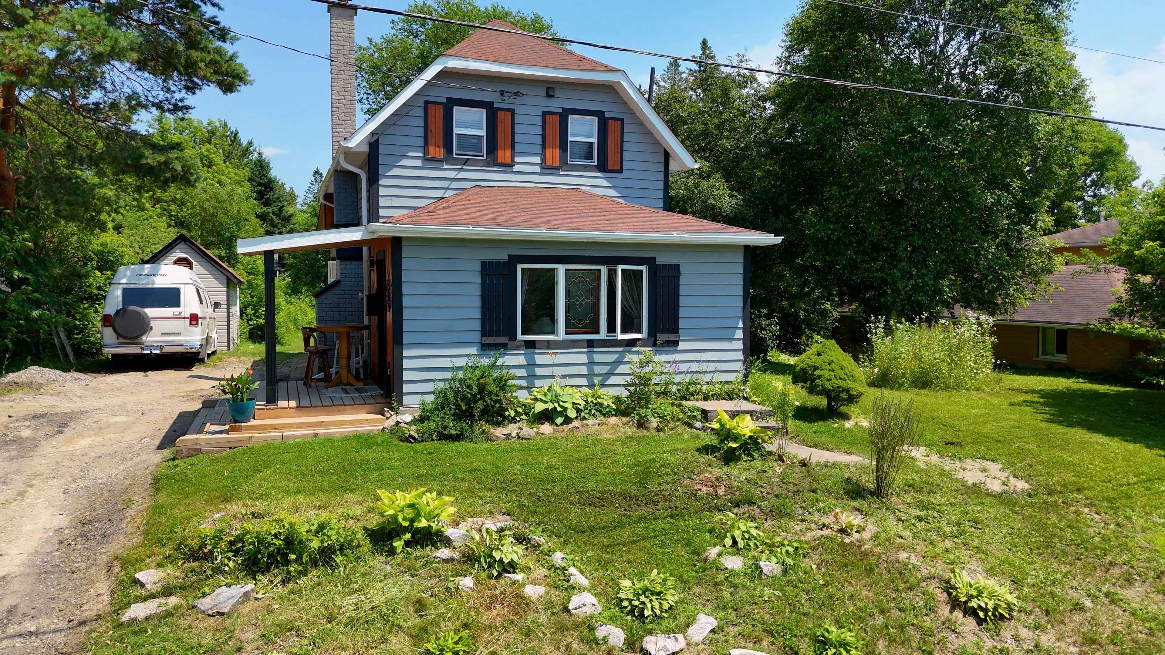 160 Centre ST, Burk's Falls, ON P0A 1C0