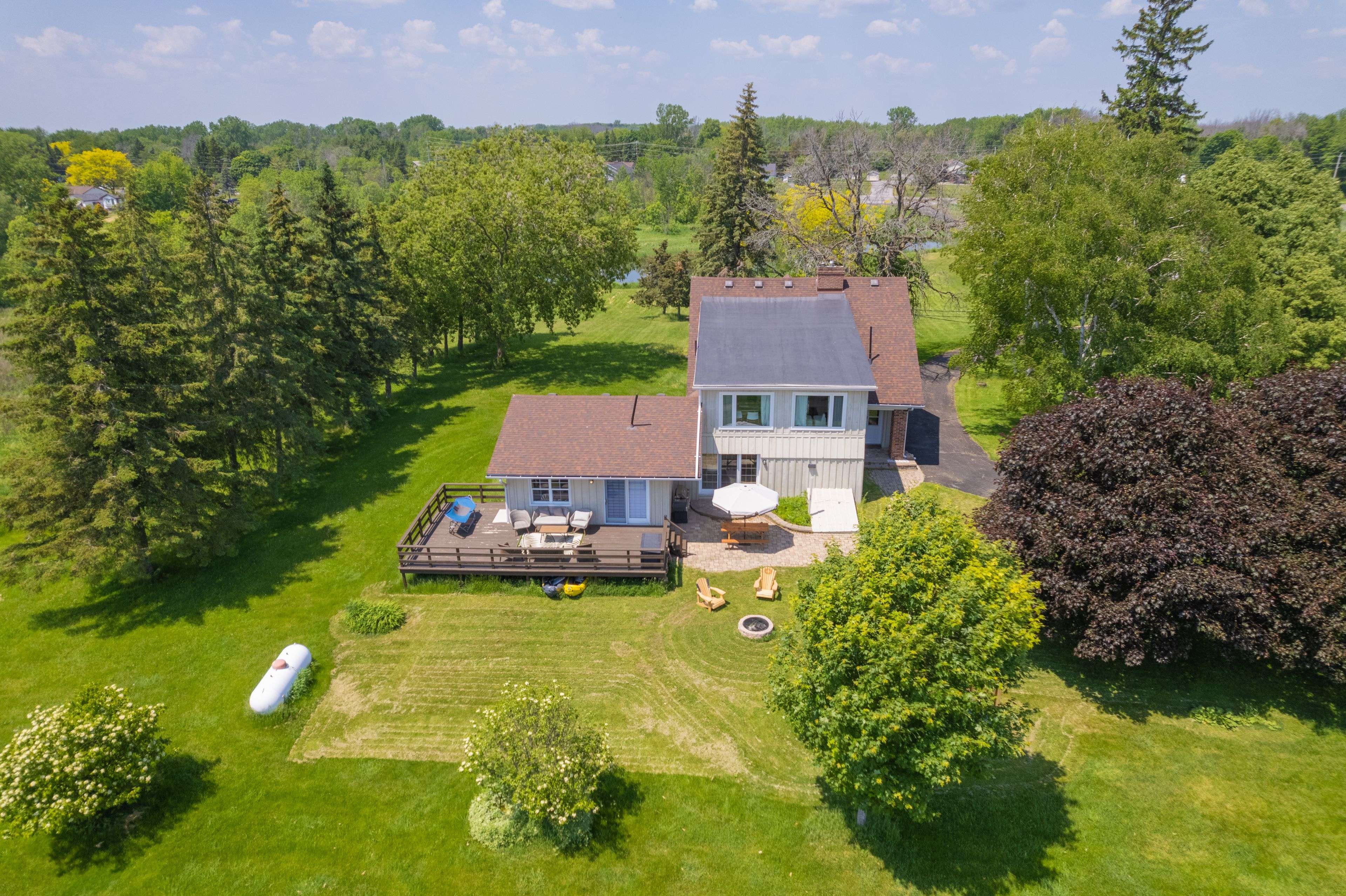 4184 Old Hwy 2 HWY E, Belleville, ON K8N 4Z4
