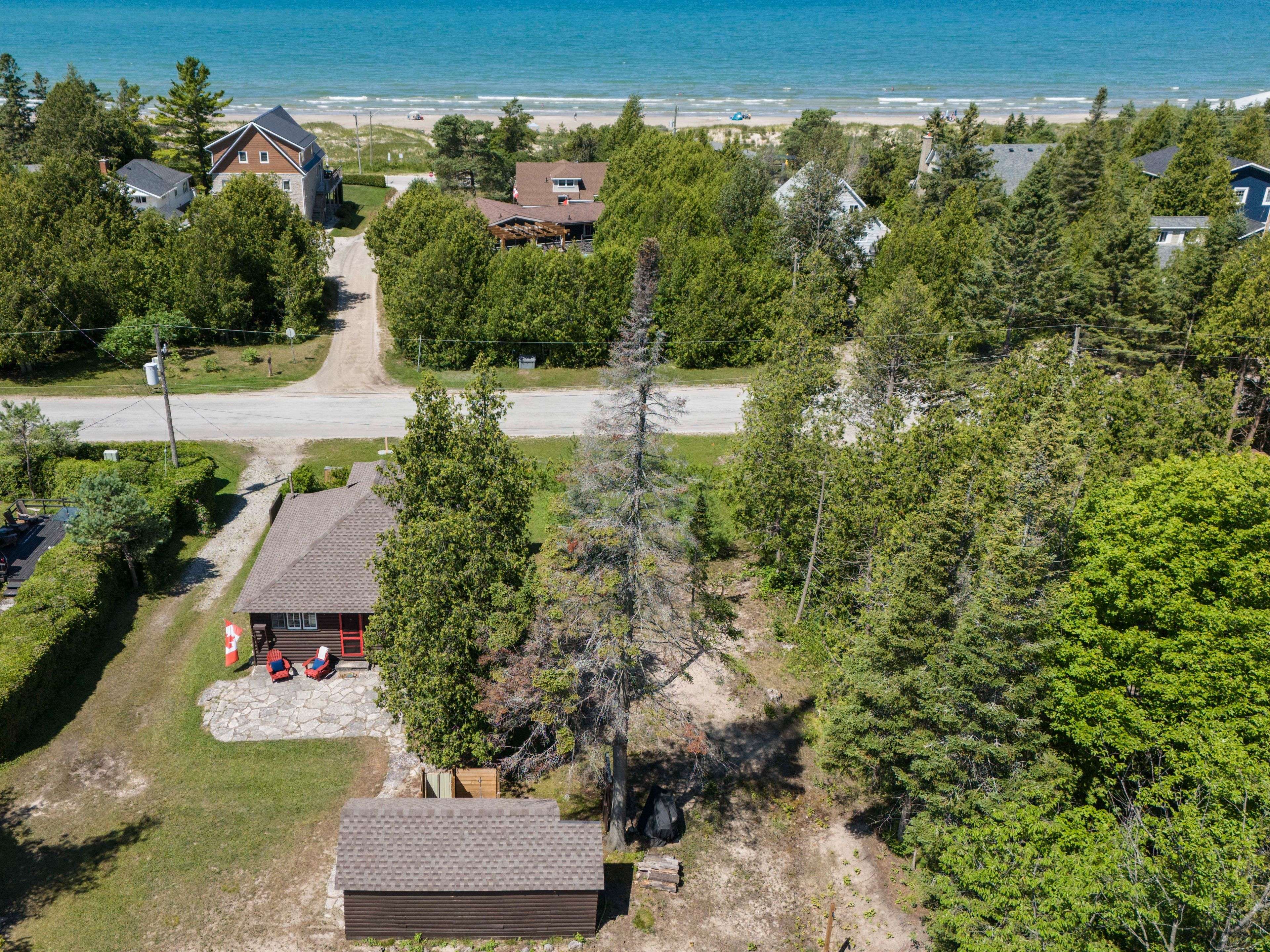 533 Second AVE N, South Bruce Peninsula, ON N0H 2G0