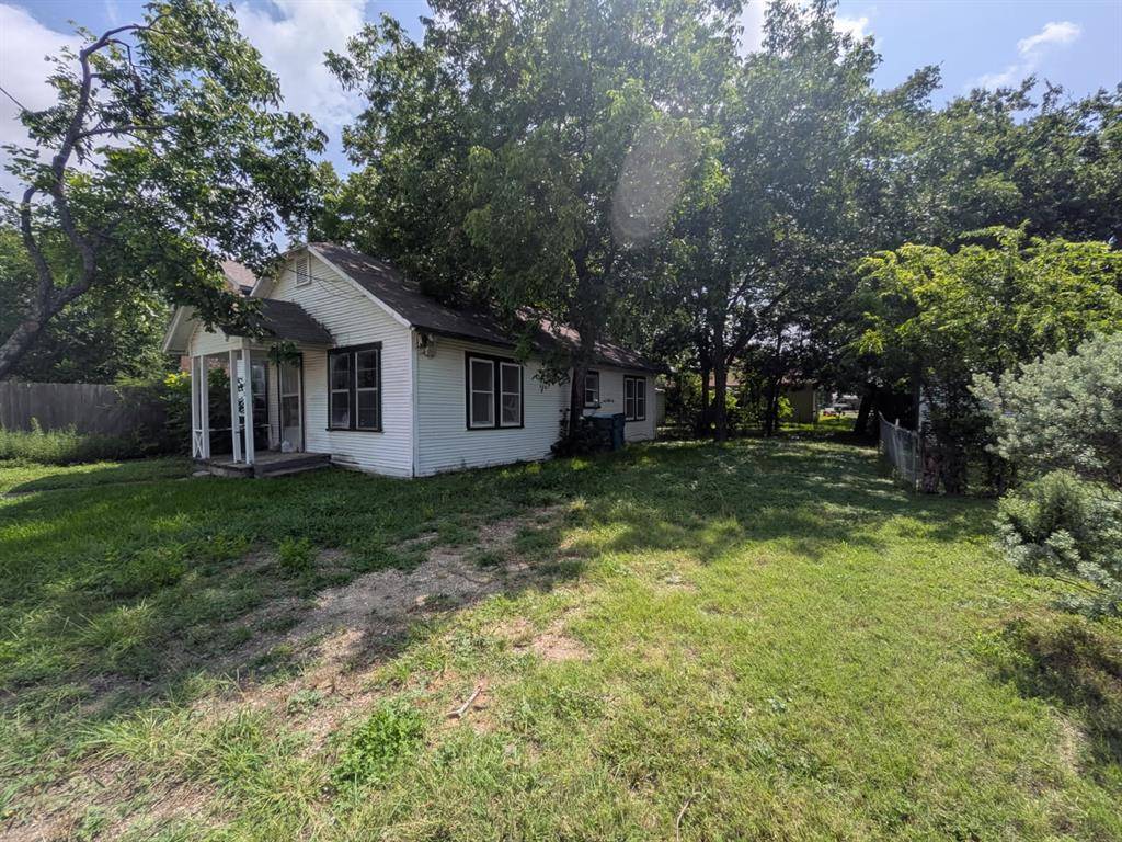 502 N Spears Street, Alvarado, TX 76009