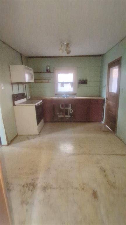 502 N Spears Street, Alvarado, TX 76009