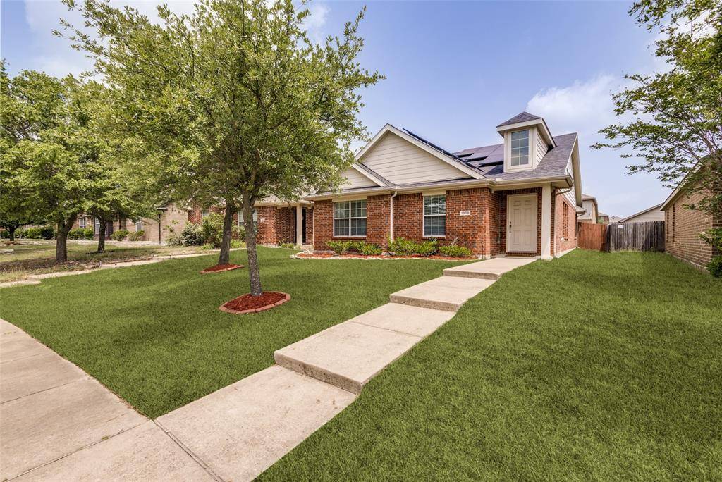 1308 Honeywood Lane, Royse City, TX 75189
