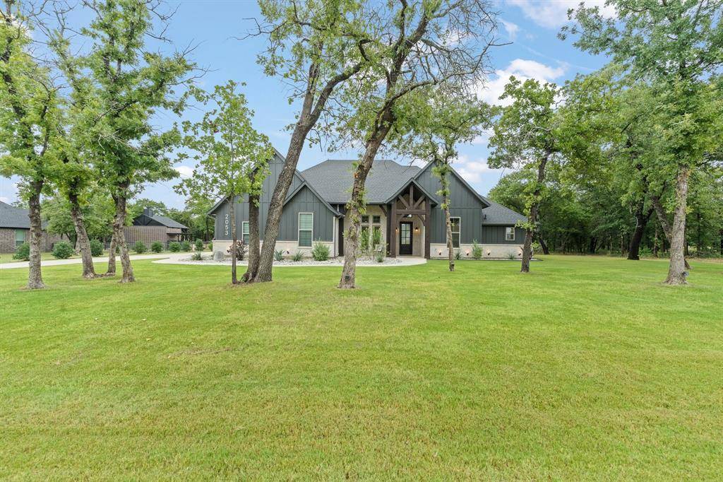 2053 Glenhollow Drive, Weatherford, TX 76088