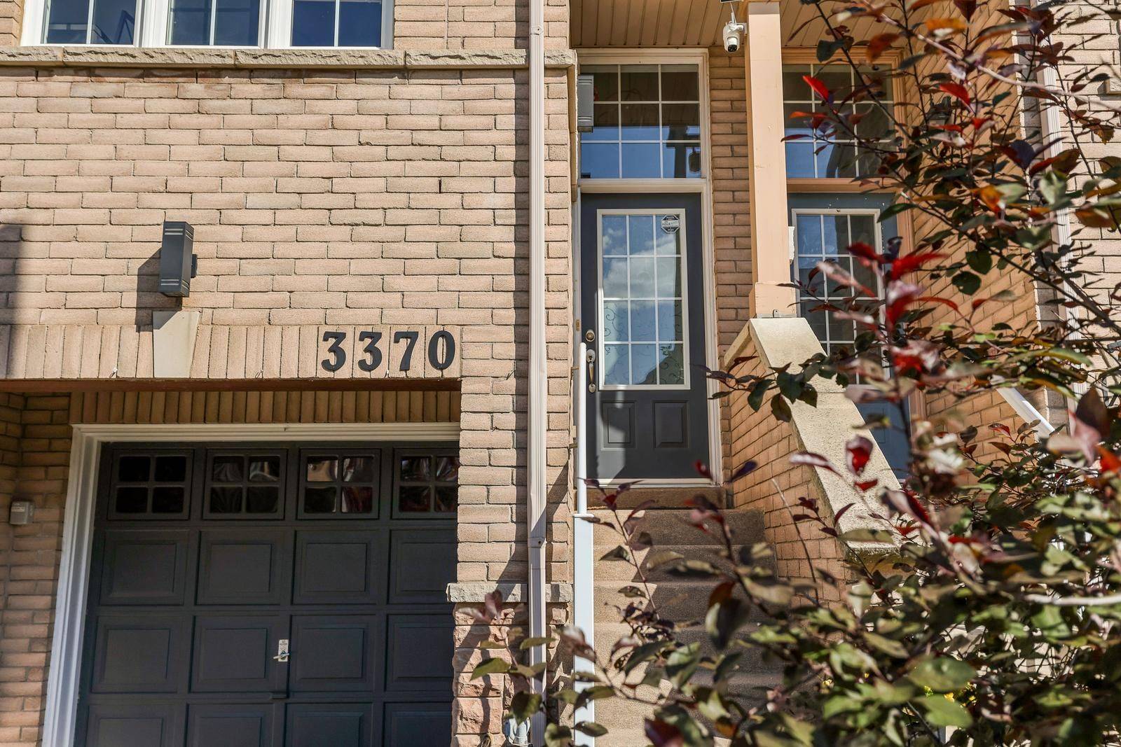 3370 Redpath CIR, Mississauga, ON L5N 8R1