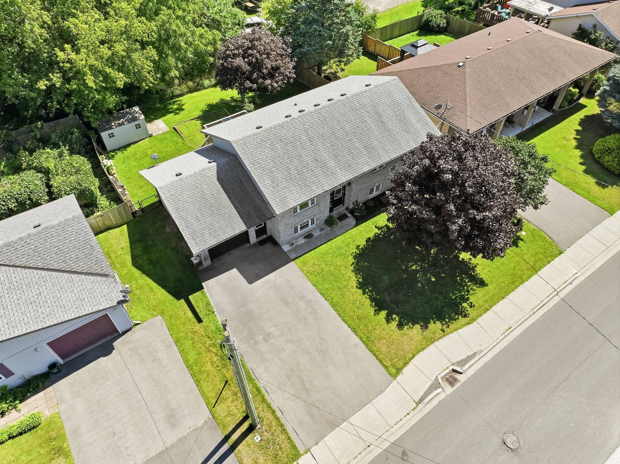 51 Richardson ST, Brighton, ON K0K 1H0