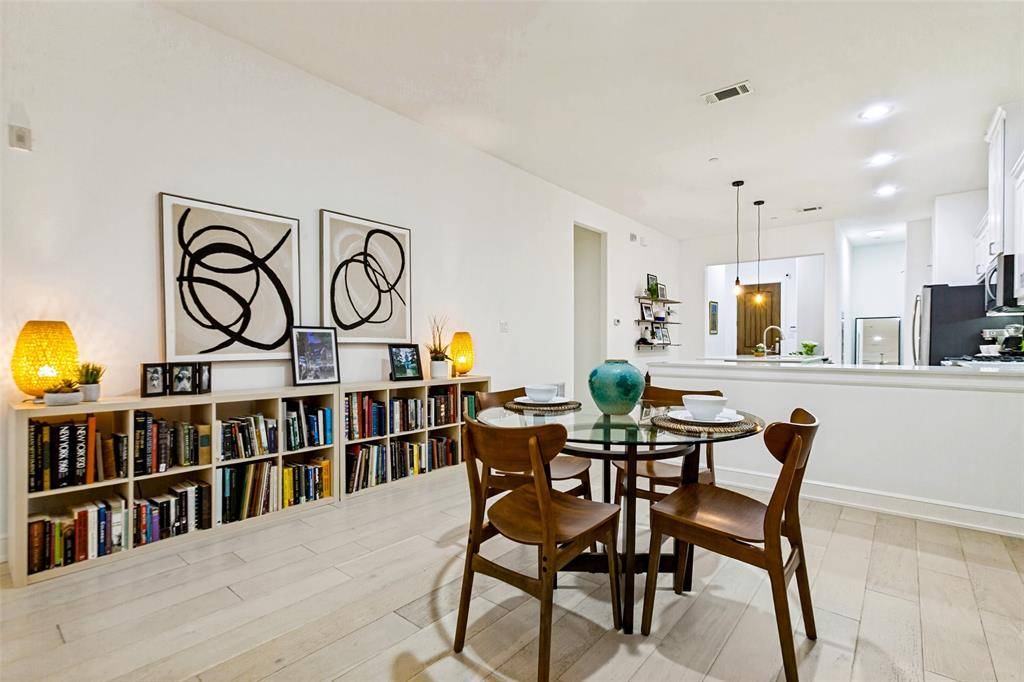 5015 Meridian Lane #1106, Addison, TX 75001