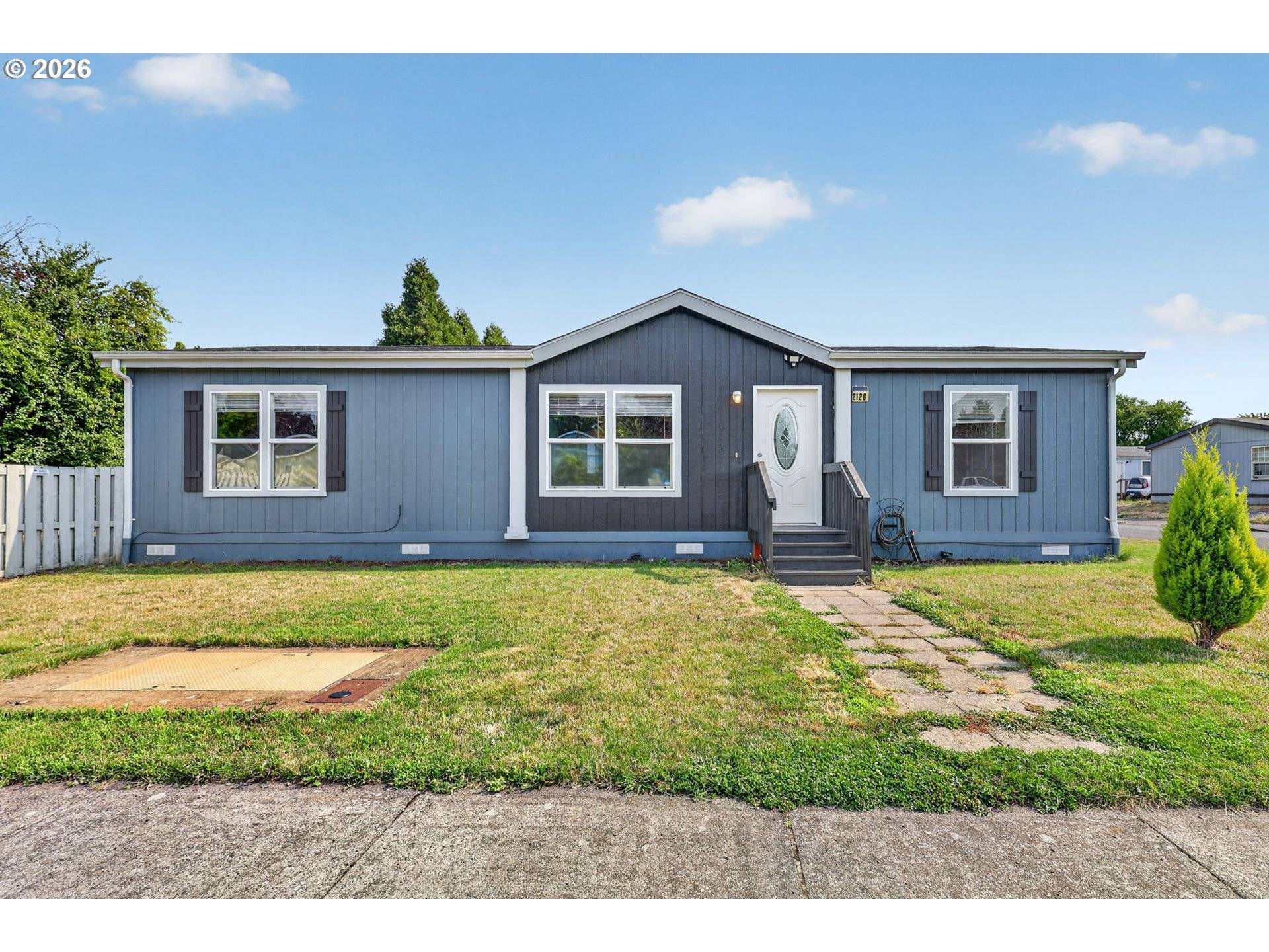 2120 SW 29TH ST #1, Troutdale, OR 97060