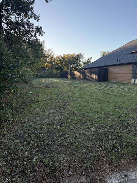 4619 S Denley Drive, Dallas, TX 75216