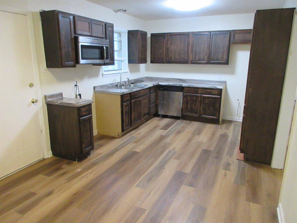 816 S Spruce Street, Vivian, LA 71082