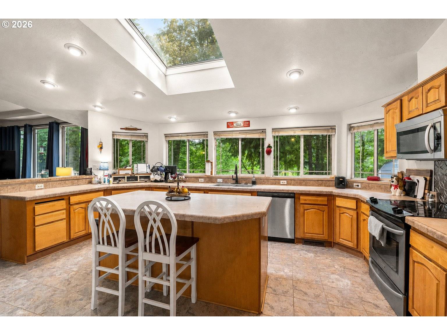 92705 TWO LAKES LN, Blachly, OR 97412