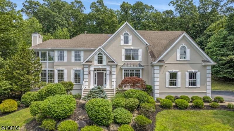 66 Beachmont Terrace, North Caldwell Boro, NJ 07006