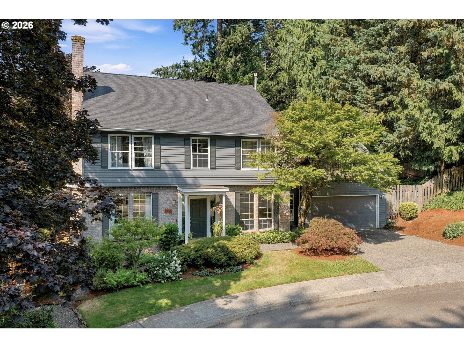 2736 SW 28TH DR, Portland, OR 97219