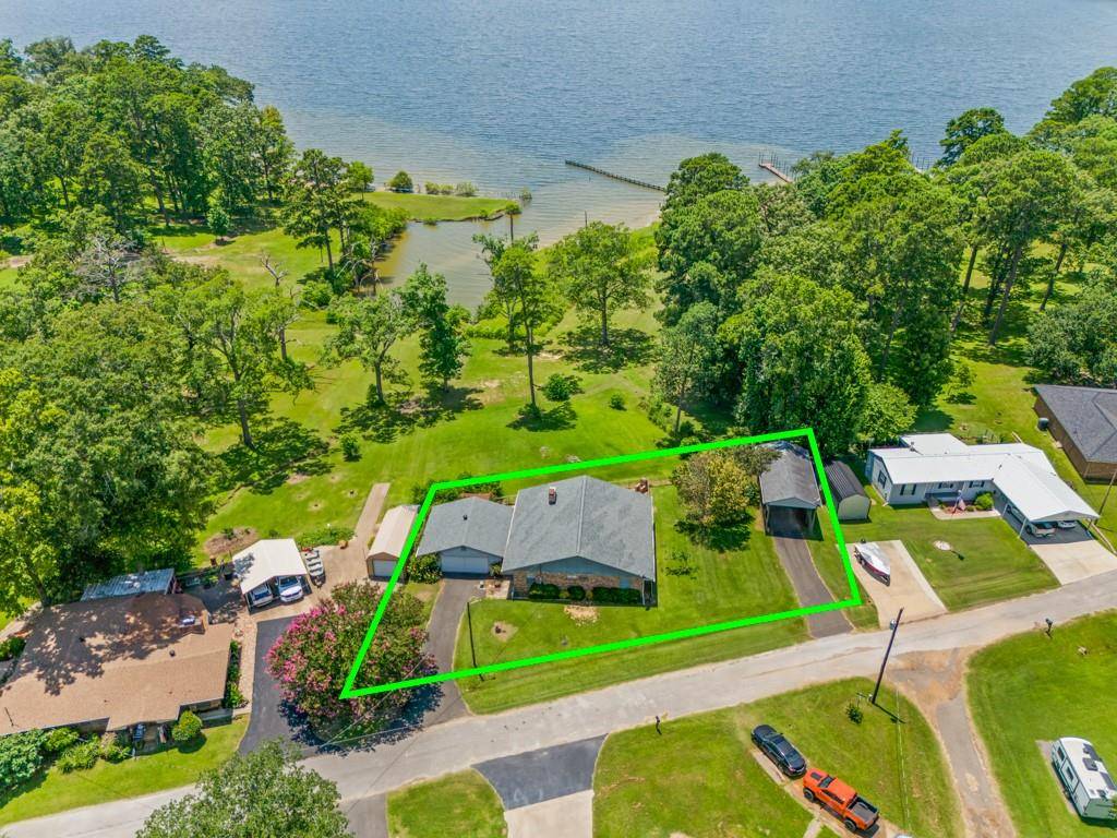 620 Shadywood Lane, Avinger, TX 75630