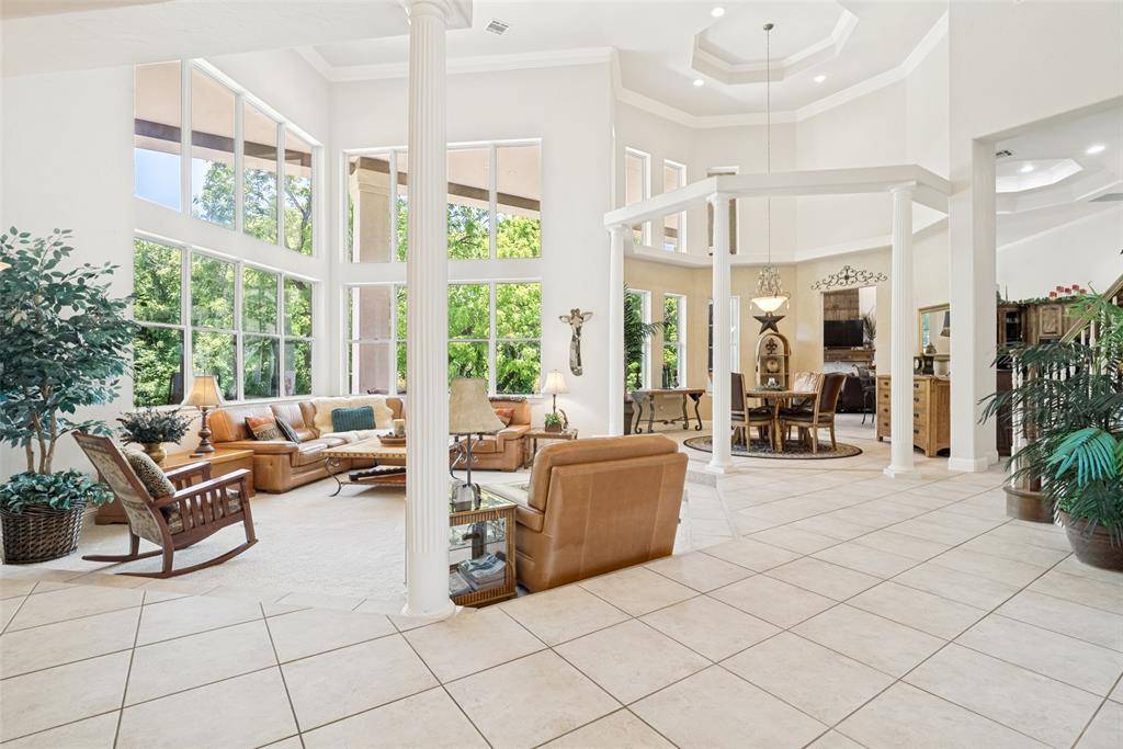 105 Sedalia Drive, Fort Worth, TX 76108