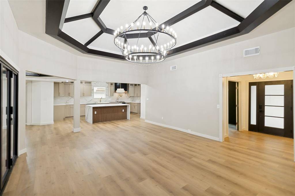 7214 Authon Drive, Dallas, TX 75248