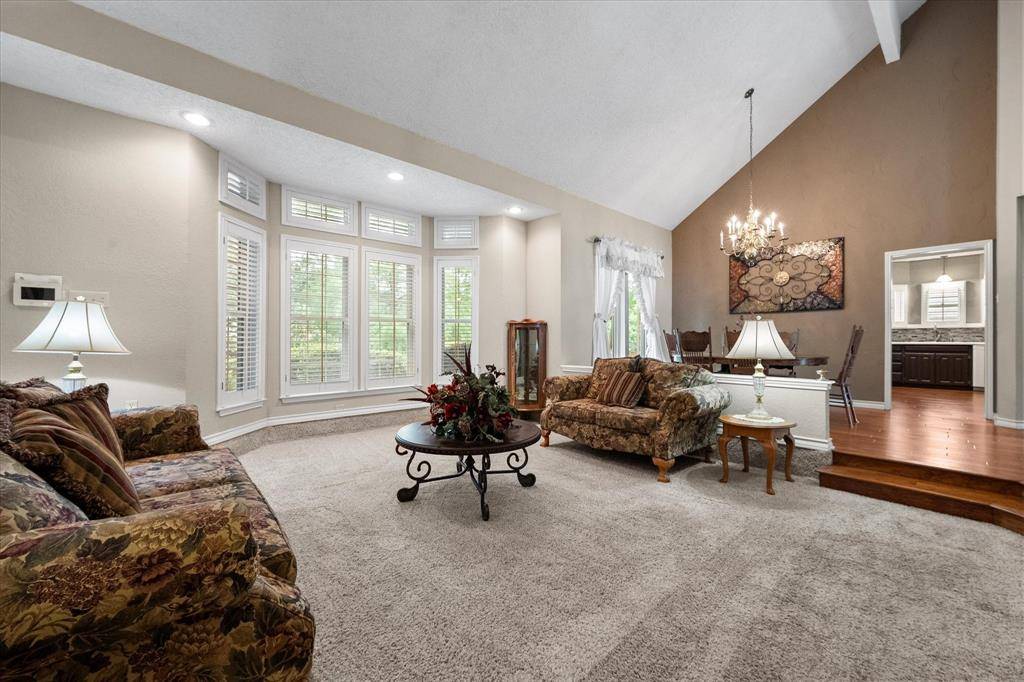 705 Kyle Drive, Arlington, TX 76011