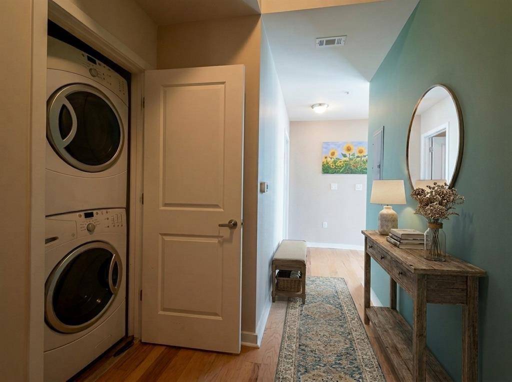 360 Nueces Street #2110, Austin, TX 78701