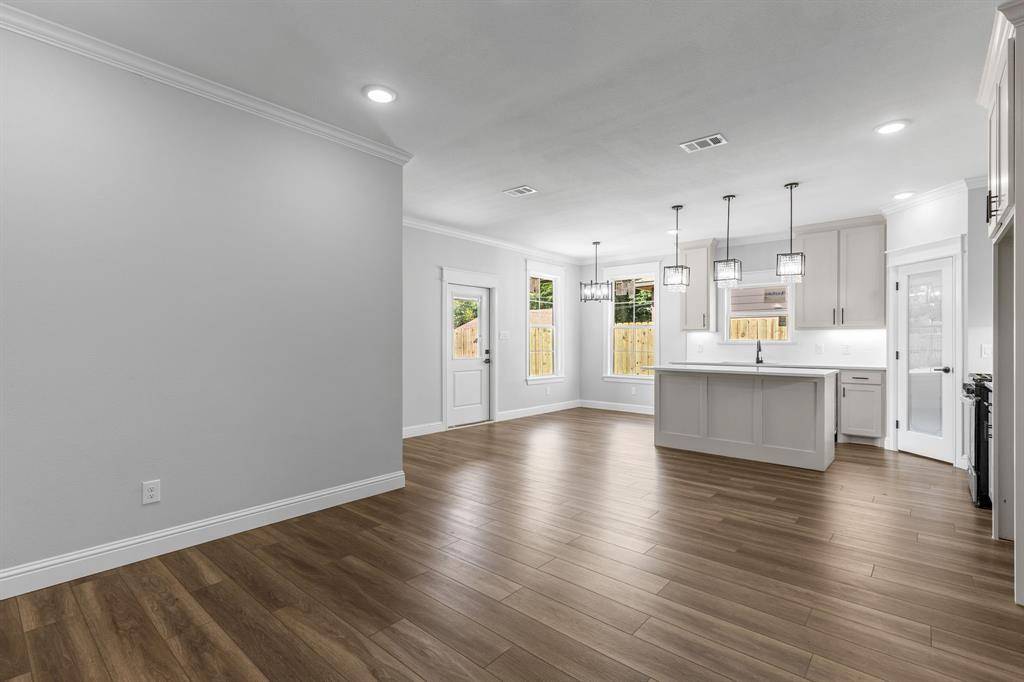 1105 Monroe Street, Wichita Falls, TX 76309