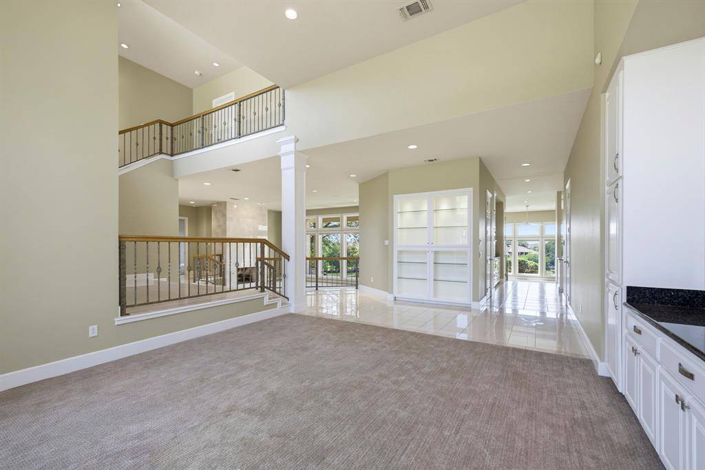 5916 Forest Highlands Drive, Fort Worth, TX 76132