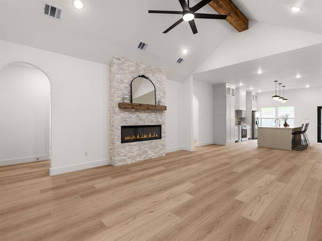 2920 NW 20th Street, Fort Worth, TX 76106