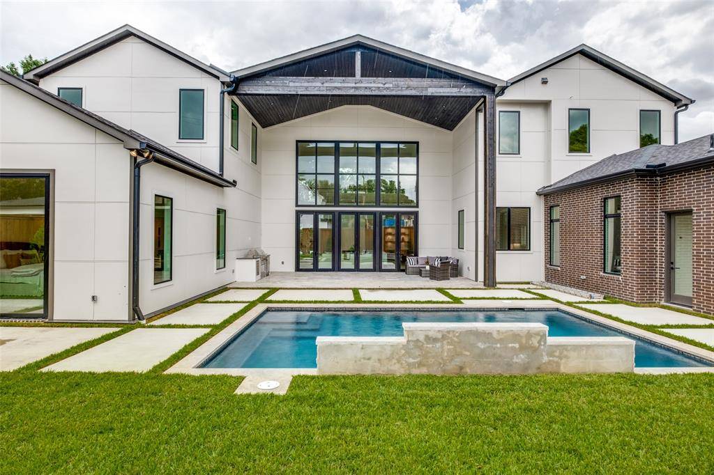 6633 Greenwich Lane, Dallas, TX 75230