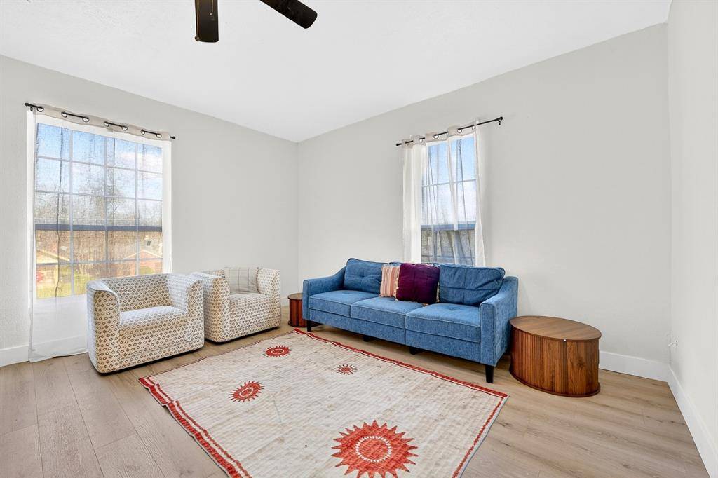 3711 Wendelkin Street, Dallas, TX 75215