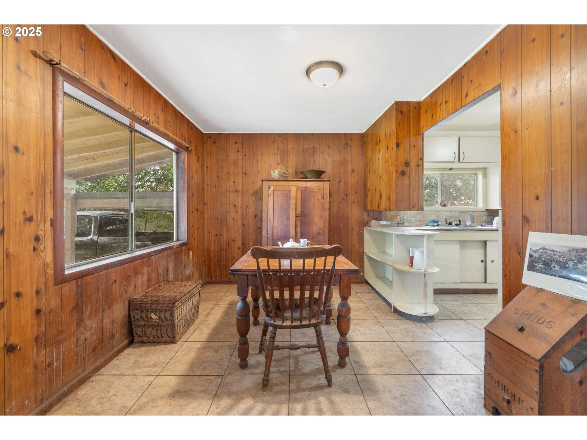 628 W 13TH ST, Port Orford, OR 97465